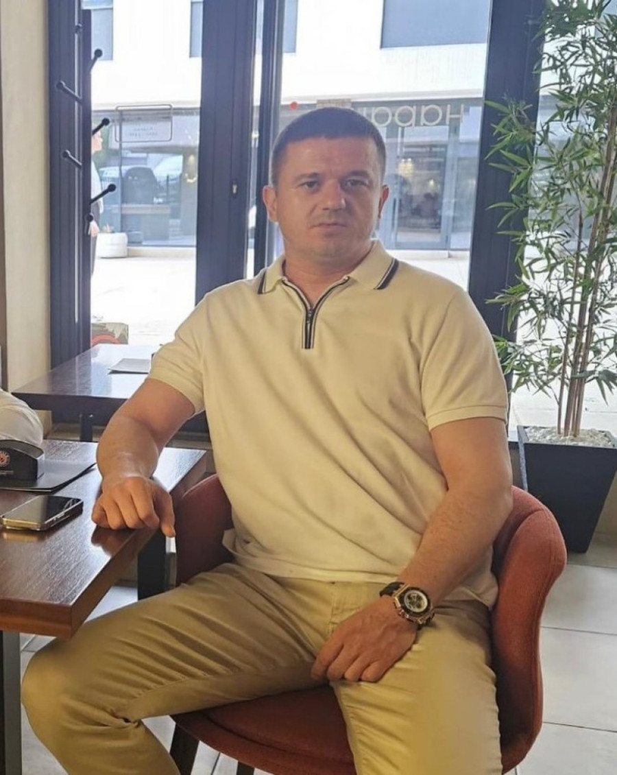 Šokiraćete se ko je bio otac dečka Jovane Jeremić: Brutalno je ubijen u sačekuši! (FOTO)