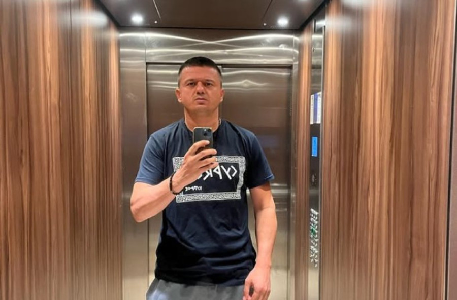 Jovana Jeremić u uskoj, crnoj haljini napravila lom: Ovu noć sam čekala! (FOTO)