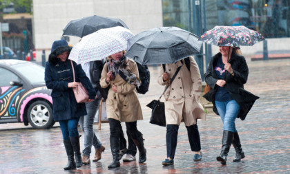 Stiže hladni šok pred Vaskrs: Mraz i pljuskovi udaraju Srbiju, pa nagli obrt!