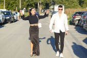 "Čekamo da Miki izađe, pa da napravimo svadbu!" Zlata Petrović o Eni i Peji kao nikad pre