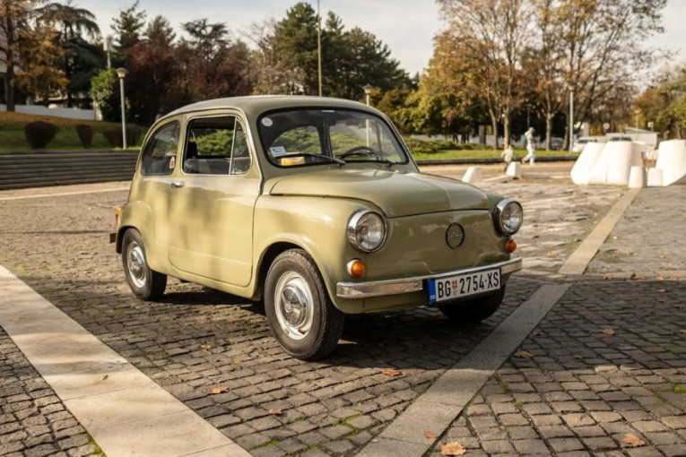 Fića koji osvaja: Tehnički savršen i topi ženska srca! (FOTO/VIDEO)
