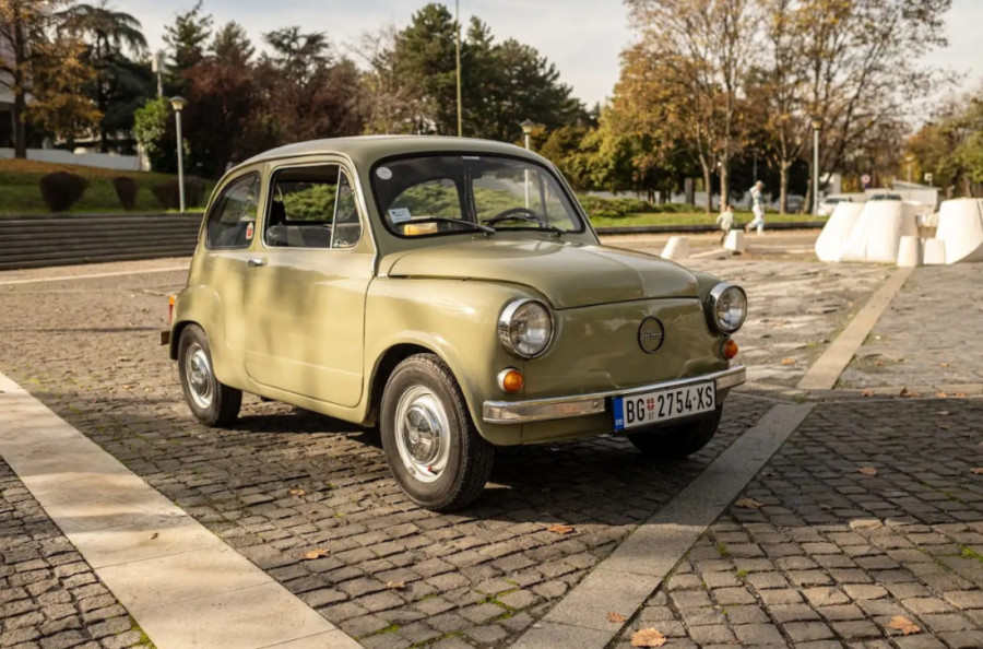 Za Fiću je trebalo čak 50 plata, a ipak su ga masovno kupovali! Evo kako su Jugosloveni dolazili do automobila!