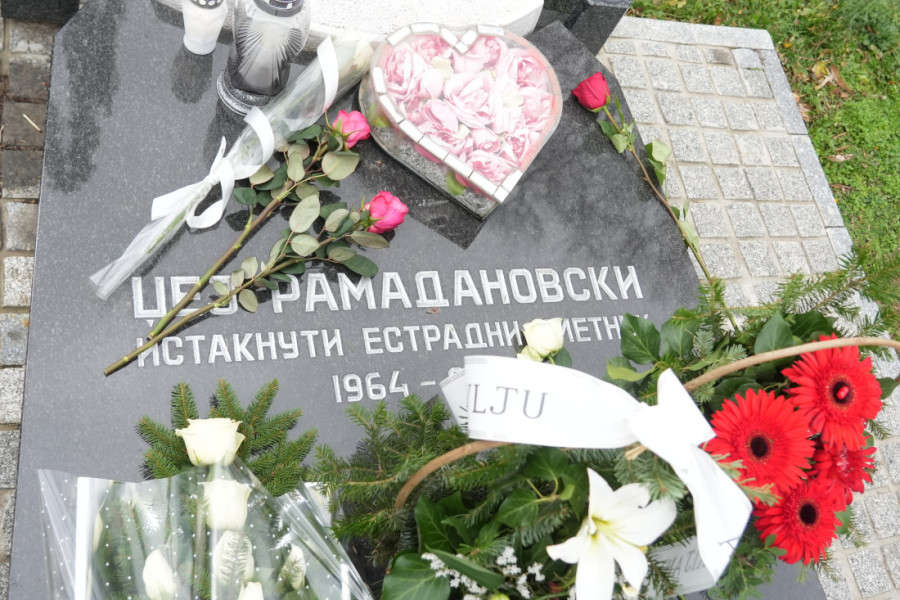 Džejeva ćerka prekinula kontakt sa Andrijanom! Progovorila i o kolegama koji nisu došli na pomen (FOTO)