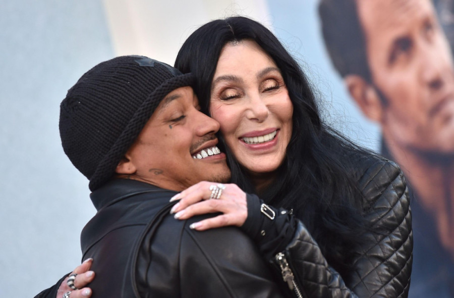 Udaje se Šer u maju: Pola veka od prošlog kraha braka, spremna je da ponovo "stane na ludi kamen"!