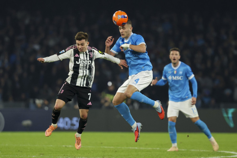 Vanja sačuvao tri boda u Napulju! Napoli na Maradoni srušio Juventus - pogledajte FULL HD hajlajtse! (VIDEO)