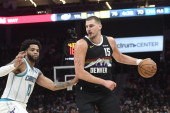 Jokić na granici tripl-dabla: Denver se mučio sa Šarlotom, ali na kraju pobedio!