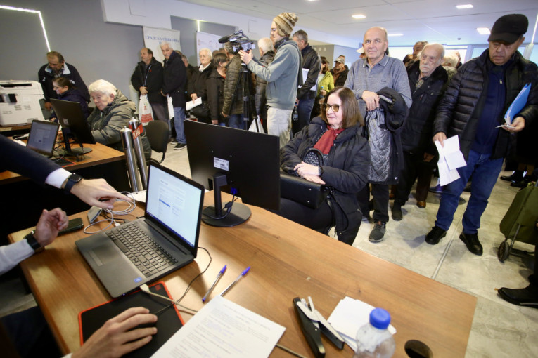 Već stiglo više od 7.000 prijava: Ogromno interesovanje građana za legalizaciju! (FOTO)