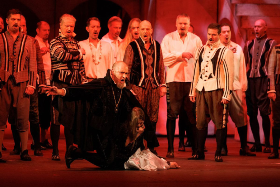 Vrata Narodnog pozorišta ponovo otvorena: Verdijev "Rigoleto" uz ovacije označio nastavak sezone (FOTO)