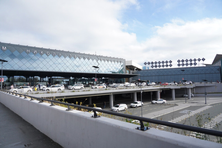 Beogradski aerodrom zabeležio je najprometniji dan u svojoj istoriji! Za samo 24 sata kroz aerodrom prošlo više od 40.000 putnika
