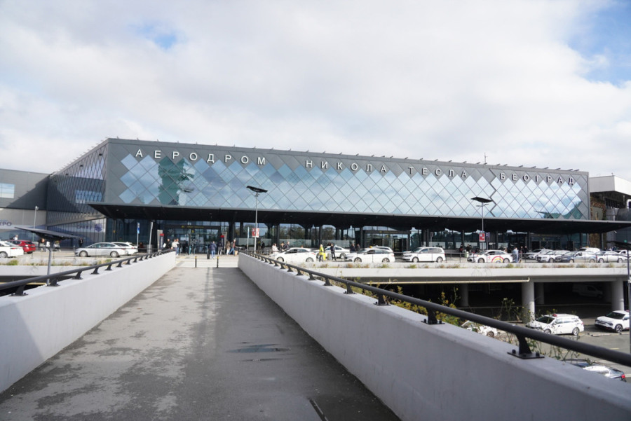 Još jedan avion sa našim ljudima poleteo iz Egipta! Evakuisani iz Izraela stižu u Beograd noćas