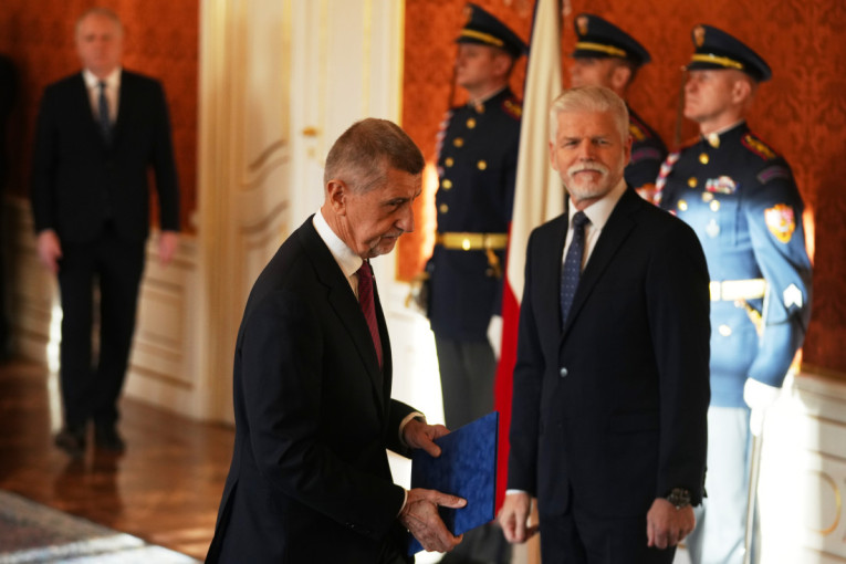 Milijarder premijer! Predsednik postavio novog prvog čoveka Vlade