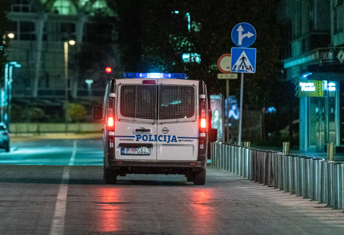 Drama kod Plužina! Medved prišao kući starice, rendžeri morali da pucaju