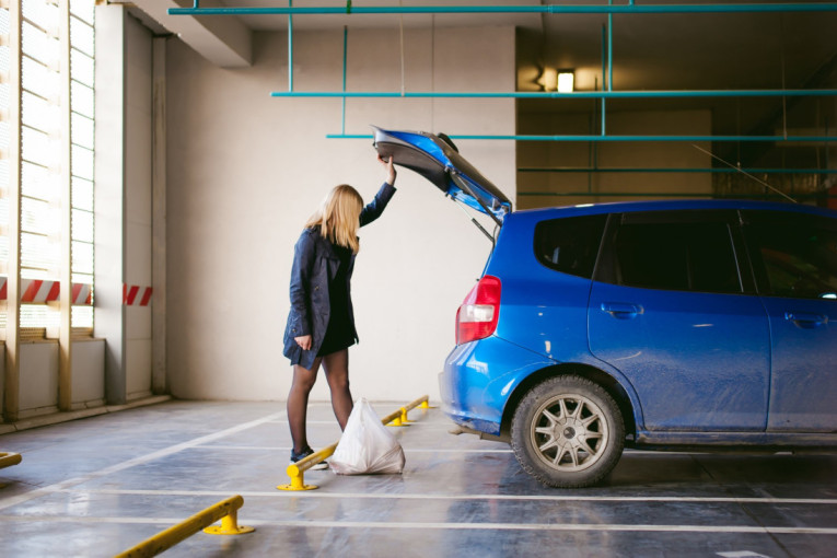 Porodični rat zbog nasledstva: Godinama brinula o majci, ostala bez ičega!