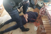 Prve fotografije hapšenja Lazara osumnjičenog za dvostruko ubistvo: Pronađen u izolovanom objektu, oglasio se MUP