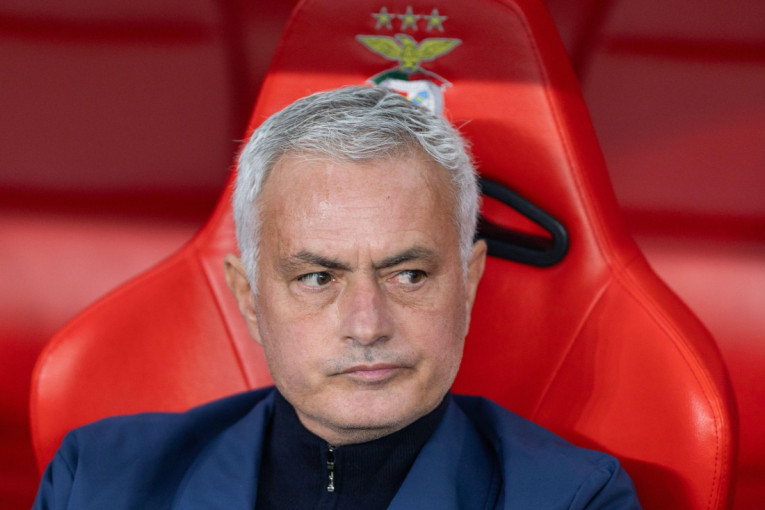 Murinjo u svom stilu provocira Kontea: Imam i ja povređene igrače, pa ne plačem!