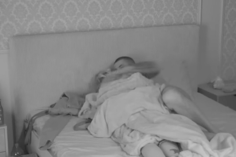 Asmin i Aneli završili u krevetu posle žurke! On je molio: Želim sina!