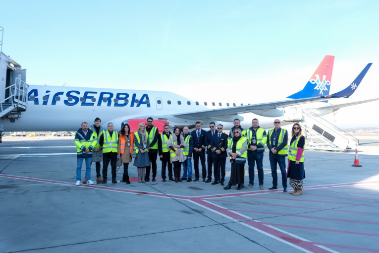 Stigao novi avion: Er Srbija širi flotu najmodernijim embraerom! (FOTO)