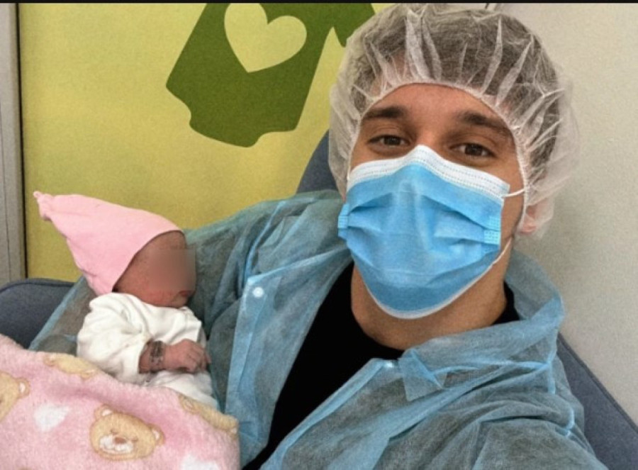 Majka Ace Sofronijevića razvezala jezik: Evo kako se slaže sa trudnom snajkom Kosanom!