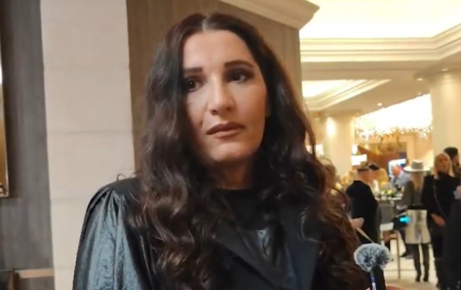 "To je teroristički napad, bilo je reketiranja!" Pevačica razvezala jezik o napadu na Čolinu kuću!