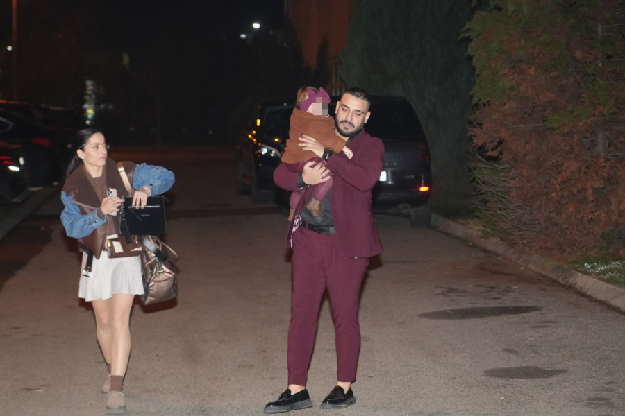 Kraljevski tretman u Brestaču: Žena Darka Lazića razmazila pevača od ranog jutra! (FOTO)