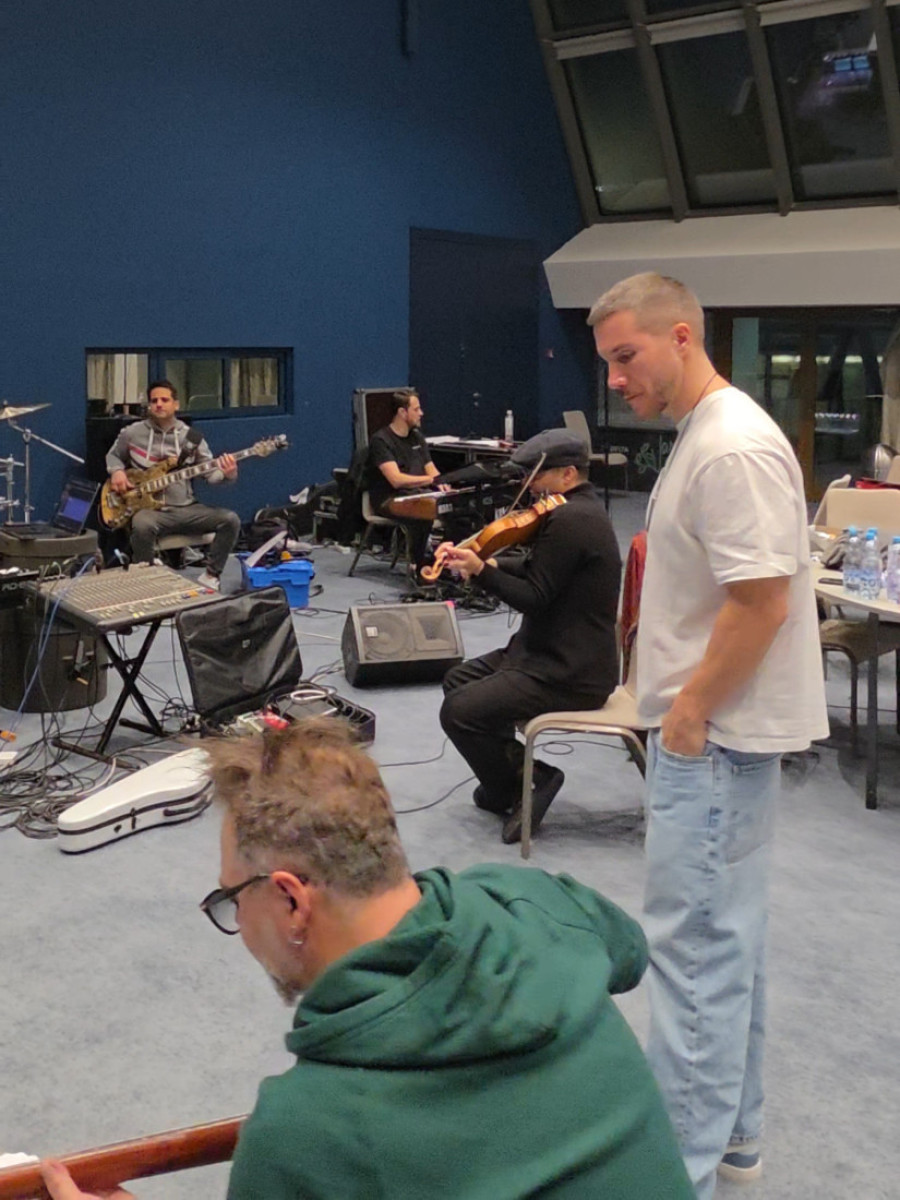 Saša Kovačević stvara magiju: Čeka se spektakl sa grčkim majstorima! (FOTO)