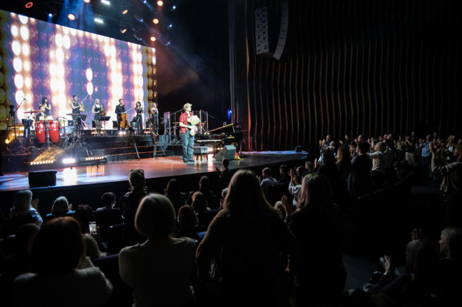 Maksim Mrvica "zapalio" Beograd: Izveo je i kompoziciju koju je gotovo nemoguće odsvirati (FOTO)