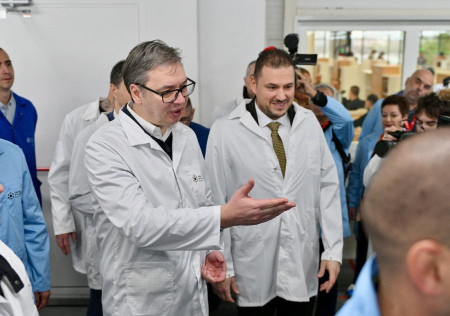 Predsednik se vratio u Niš: Nastavićemo da pomažemo subvencijama (VIDEO/FOTO)