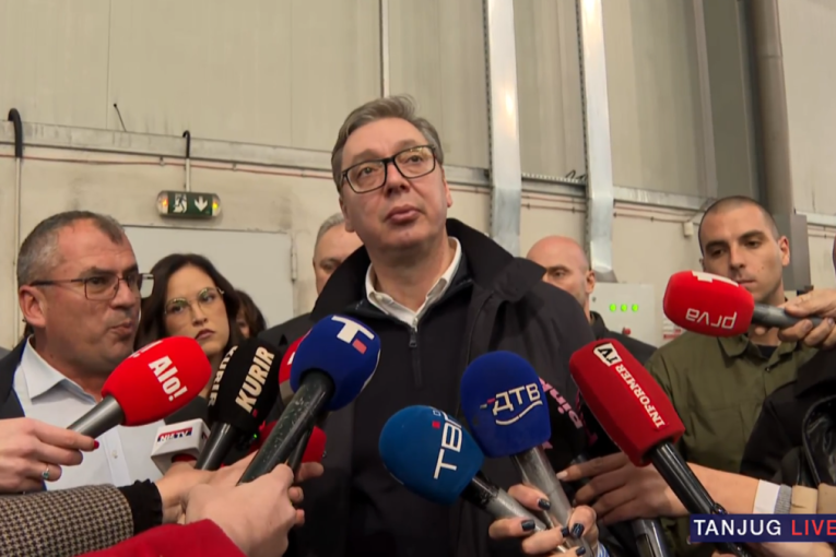 Predsednik se vratio u Niš: Nastavićemo da pomažemo subvencijama (VIDEO/FOTO)