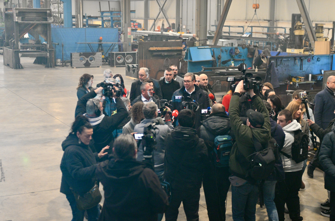 Predsednik se vratio u Niš: Nastavićemo da pomažemo subvencijama (VIDEO/FOTO)