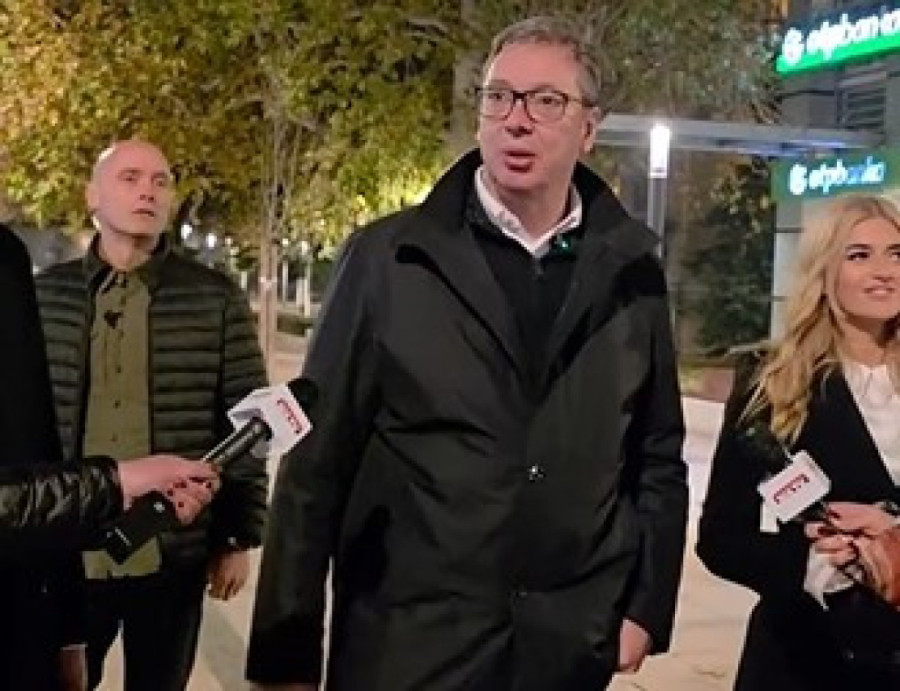 Predsednik Vučić poručio: Dok oni mrze, lažu i bave se glupostima, ja se bavim životom građana (VIDEO)