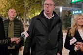 Vučić prošetao ulicama Niša: "Hladno jeste, zima se oseća, ali zadovoljstvo videti koliko je grad napredovao" (VIDEO)