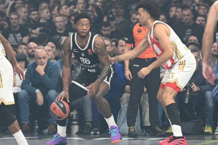 Nvora samokritičan posle poraza u derbiju: Poklonili smo im pobedu!