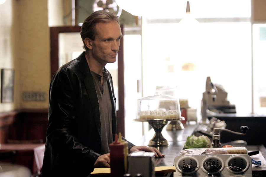 Jezivi detalji o smrti glumca Pitera Grina: Krv je bila svuda, imao je povrede na licu, a pored tela je pronađena misteriozna poruka