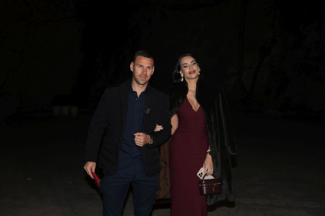 Katarina Grujić pokazala kako je okitila stan od 400.000 evra: Spremna dočekuje Novu godinu! (FOTO)