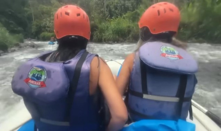 Marija Šerifović i Jovana Pajić uživaju na Baliju: Ne odvajaju se, a sreću ne kriju! (FOTO)