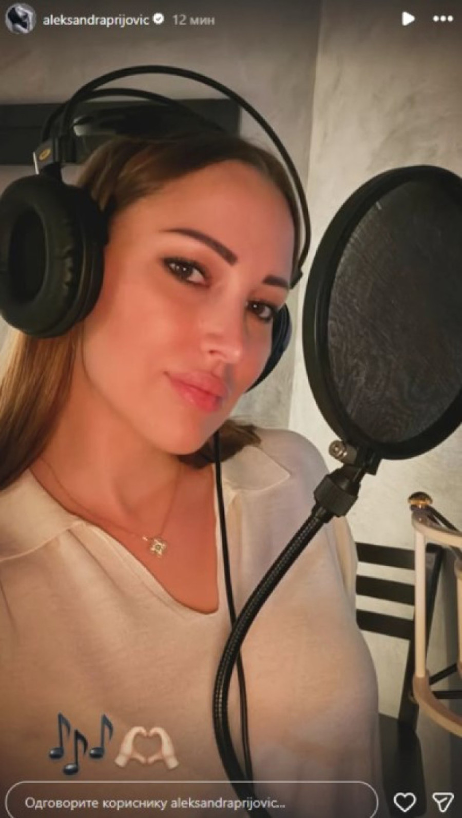 Prija nakon porođaja odlučila da se vrati poslu: Posle duže pauze se oglasila (FOTO)