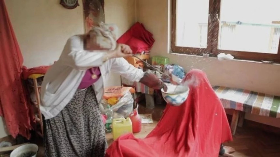 "Sećam se mraka ispod krpe"! Narod i dalje veruje u ovaj ritual koji uključuje vodu, vosak i "bajalice"!