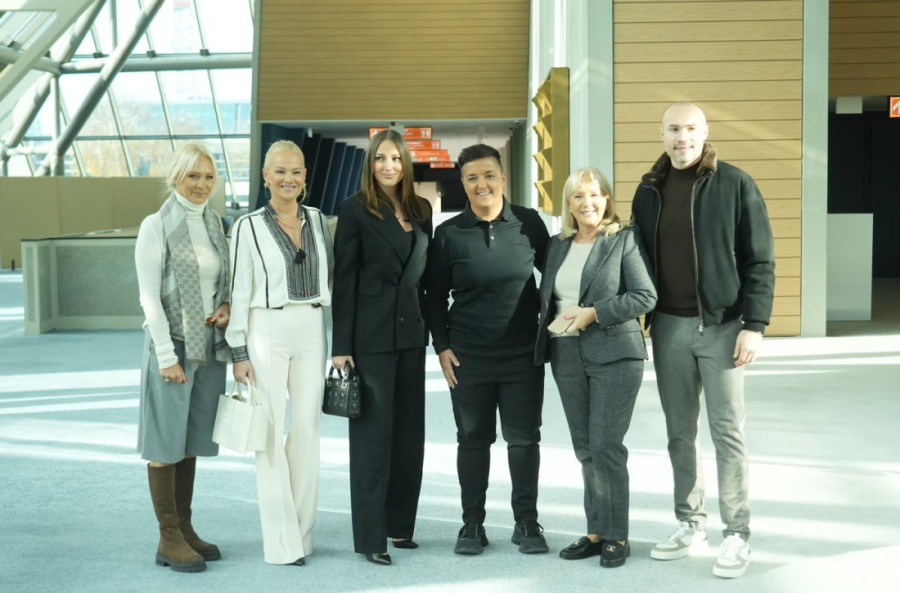 Sofra se opustio, pa zaigrao na stolici: Snimak o kom se priča! (VIDEO)