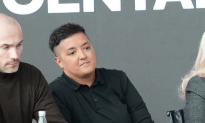 Poznati na koncertu u čast Šabana Šaulića: U prvom redu Marija Šerifović i Prijina majka