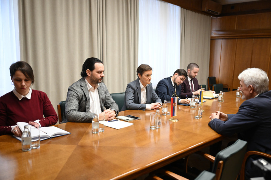 Brnabić primila u oproštajnu posetu odlazećeg ambasadora Ukrajine Tolkača