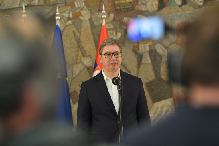 Vučić o Generalštabu: Izgubili smo investiciju vrednu 750 miliona evra, podneću lično prijavu...  (VIDEO/FOTO)