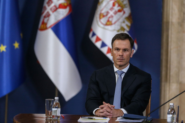 Predsednik Vučić: Za nas je važno da rešimo pitanje NIS-a i sačuvamo mir