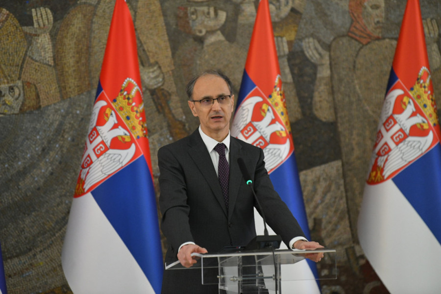 Direktor ACG Nebojša Žugić na sastanku sa premijerom Đurom Macutom u cilju razvoja školskog sporta u Srbiji