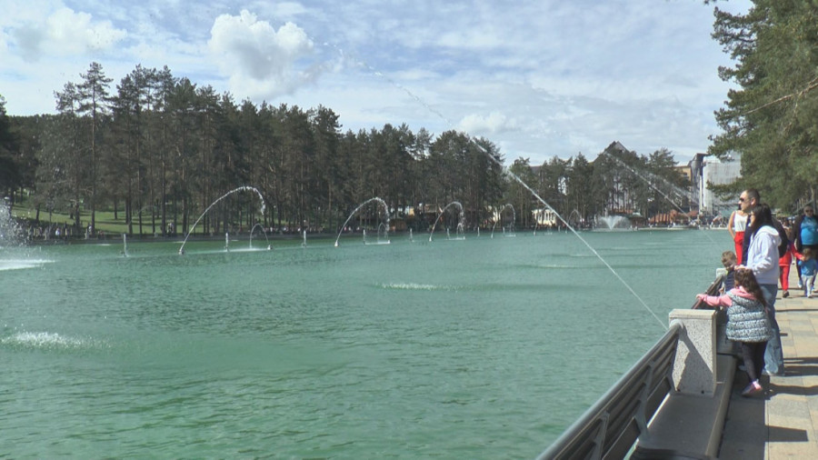 Ima posla ko hoće da radi: Na ovoj srpskoj planini traže kuvare i konobare, sezona u punom jeku!