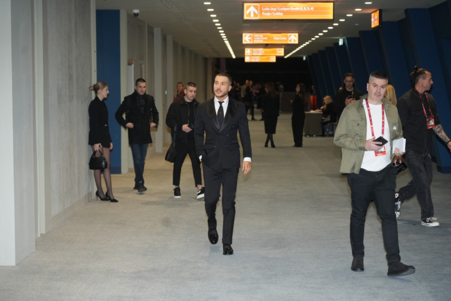 "Svadba neće biti pompezna!" Saša Kovačević pred koncert o verenici, ali i bratu! (FOTO)