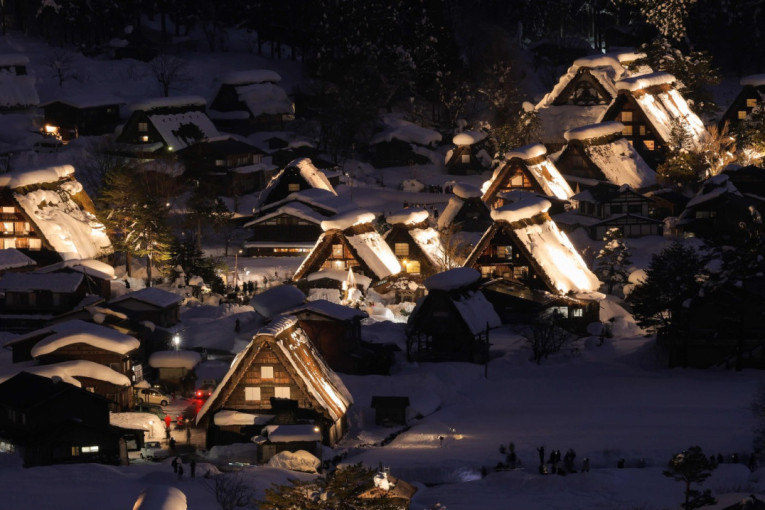 Ne možete ući ako niste na listi čekanja: Japansko selo u kom se i danas živi kao pre nekoliko vekova (FOTO)