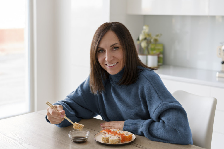 Ako imate više od 40 godina ove četiri namirnice vam tiho usporavaju metabolizam i ubrzavaju gomilanje kilograma