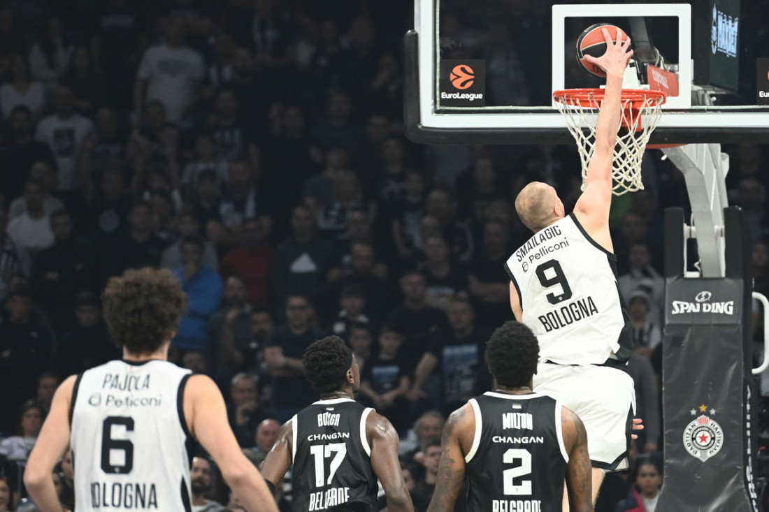 Partizan ispustio priliku da uđe u borbu za plej-in! Ovo je tabela Evrolige posle debakla od Virtusa!