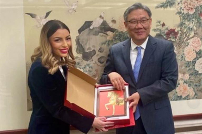 Mesarović sa kineskim ministrom trgovine: Ovo su dve bitne teme (FOTO)