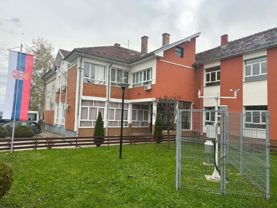 200 na sat u pijanom stanju: Muškarca zaustavila policija, nećete verovati koliko promila je imao!